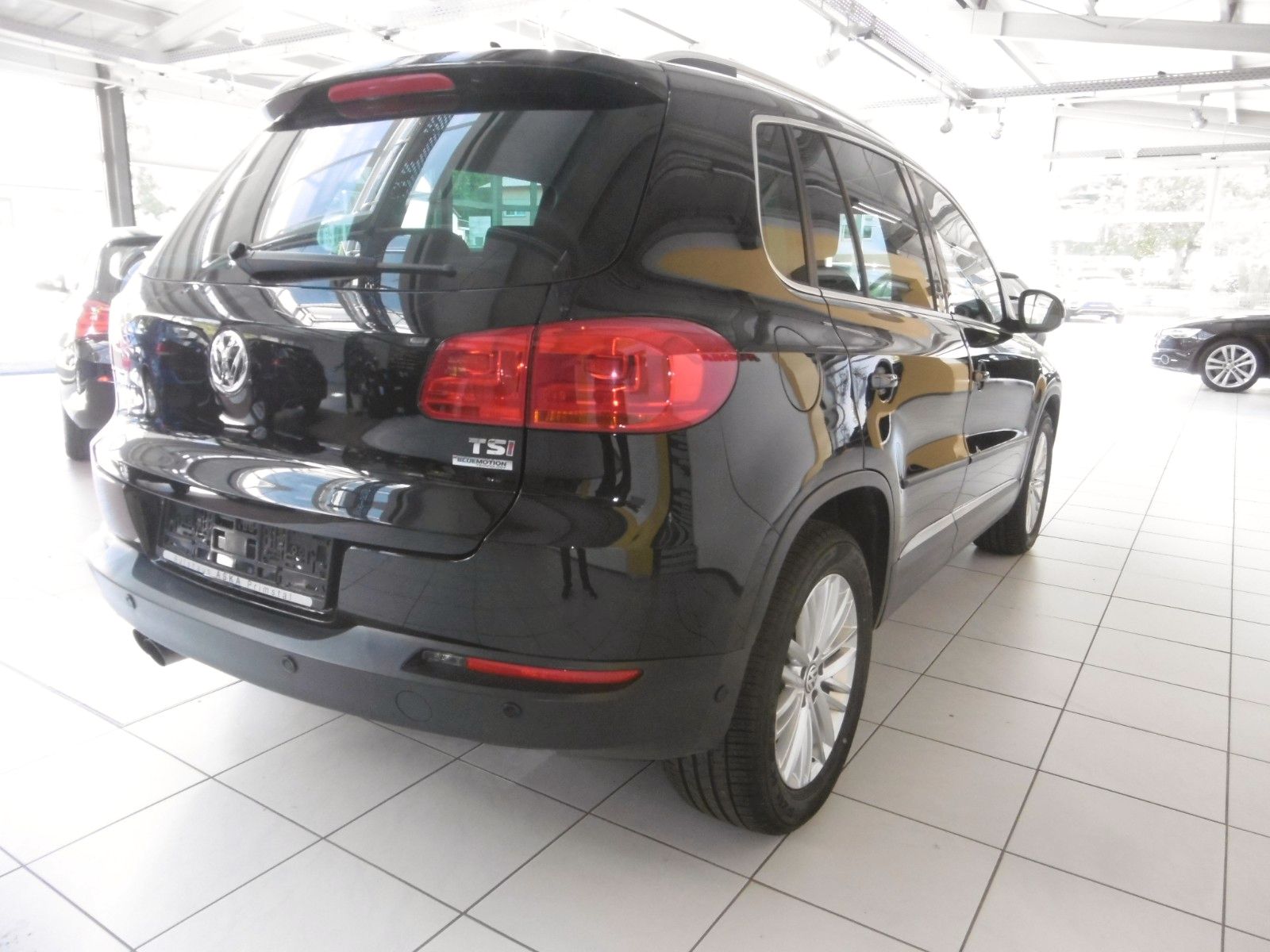Fahrzeugabbildung Volkswagen Tiguan 1.4 TSI Cup Sport&Style AHK,TOP gepflegt