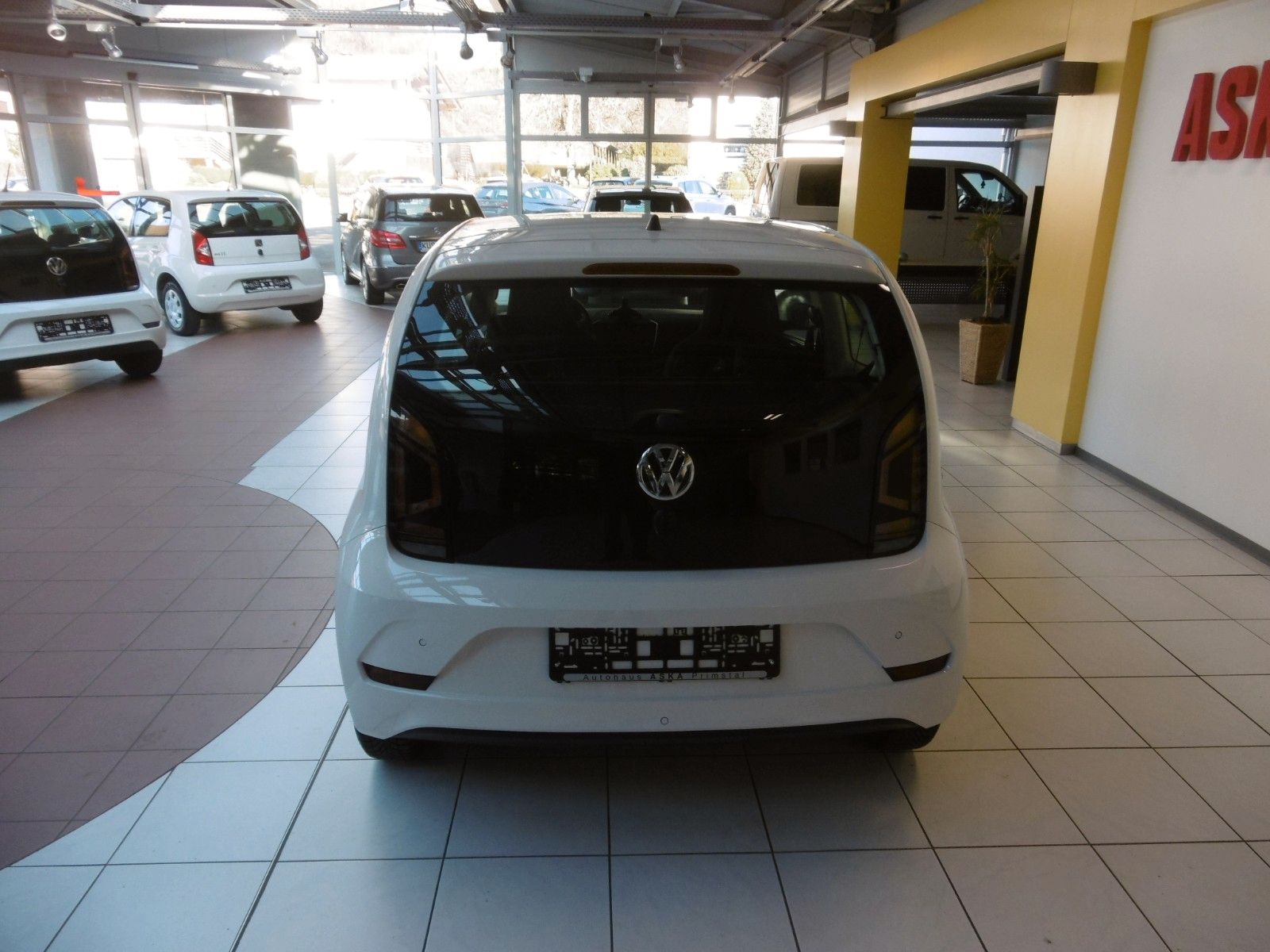 Fahrzeugabbildung Volkswagen UP! 1.0 move up! Klima PDC