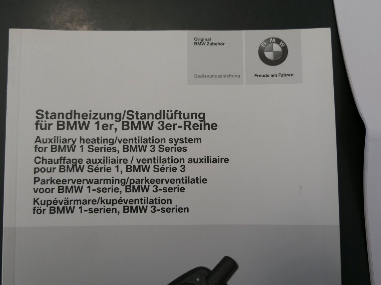 Fahrzeugabbildung BMW X1 sDrive 18i *X-Line*NAVI*LM18"LEDER"