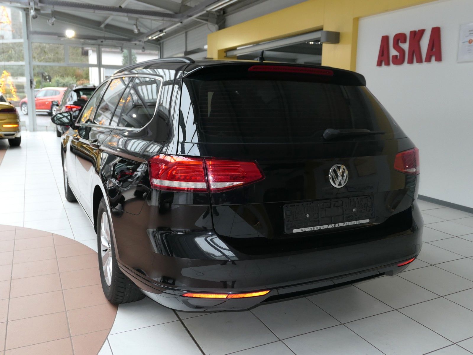 Fahrzeugabbildung Volkswagen Passat Variant TSI Comfortline DSG Automtik NAVI