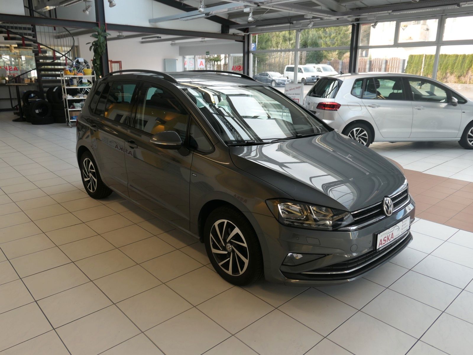 Fahrzeugabbildung Volkswagen Golf Sportsvan TSI *NAVi*LM*