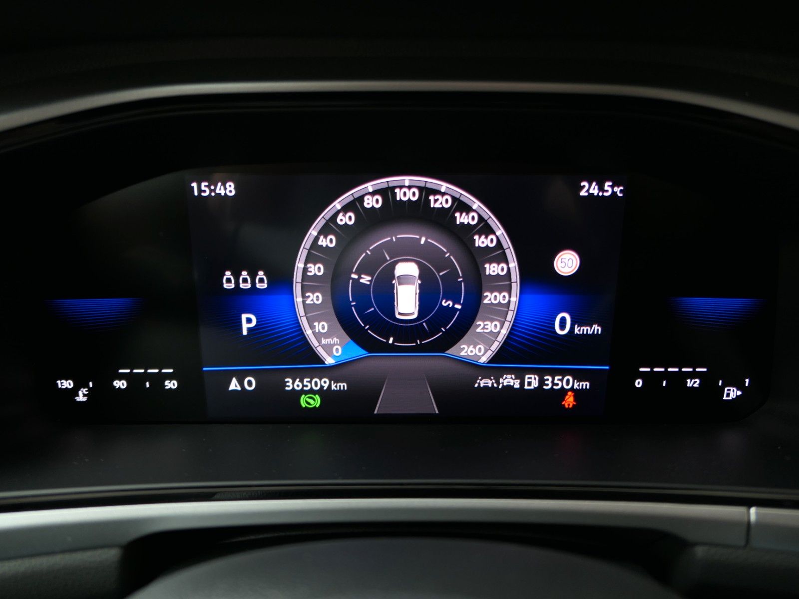 Fahrzeugabbildung Volkswagen T-Roc 1.5 TSI DSG*Navi*LM*AHK*