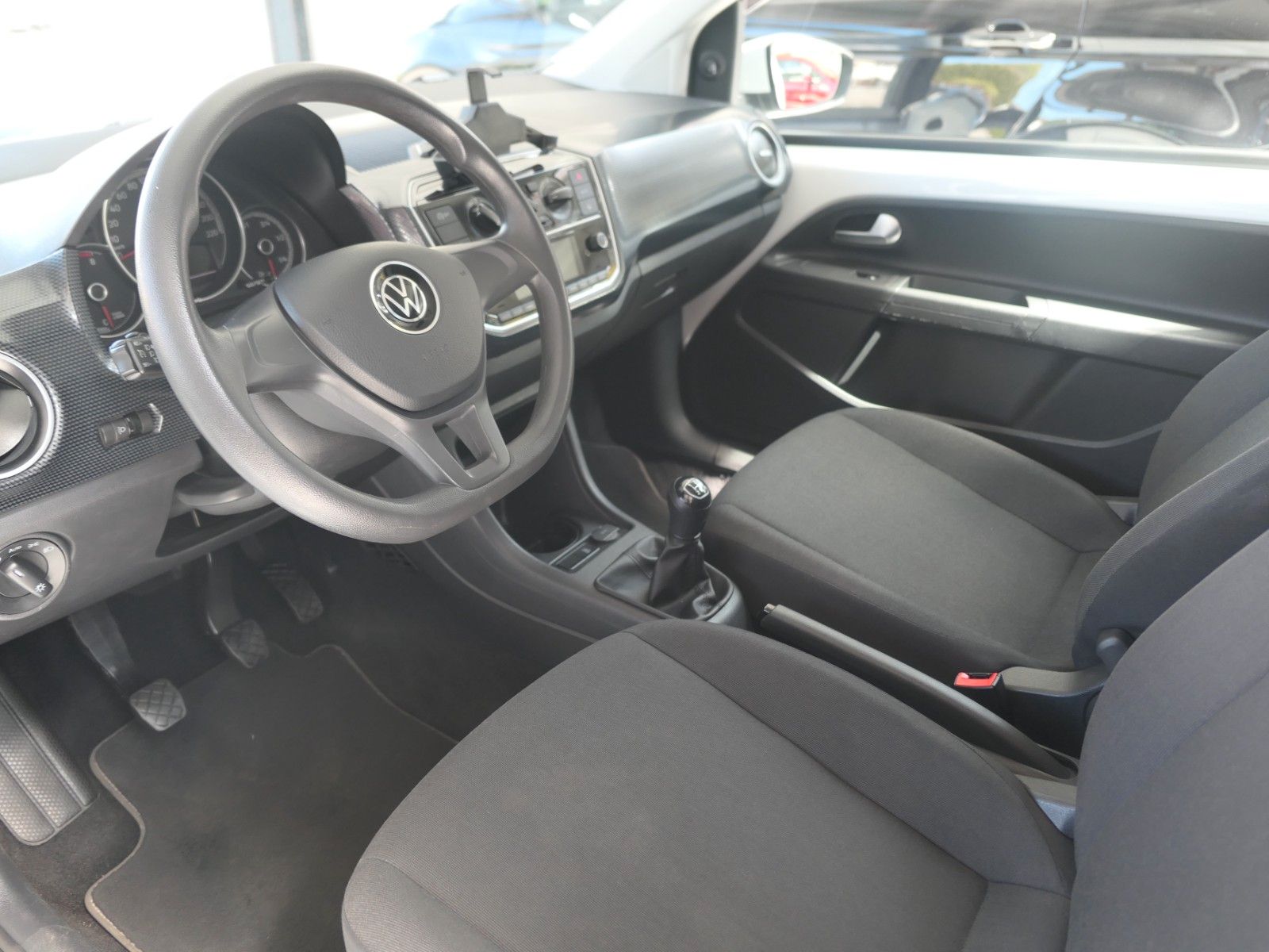 Fahrzeugabbildung Volkswagen up! Move  1.Hand*Klima*el. FH* Rückfahrkamera
