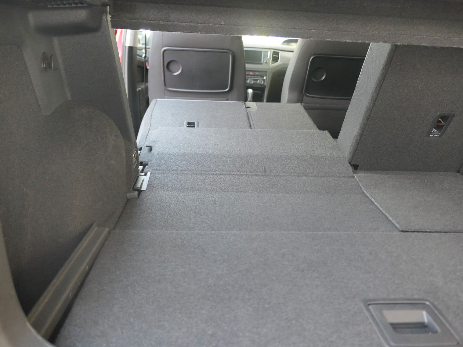 Fahrzeugabbildung Volkswagen Golf Sportsvan VII DSG SHZ LM  1.Hand TOP