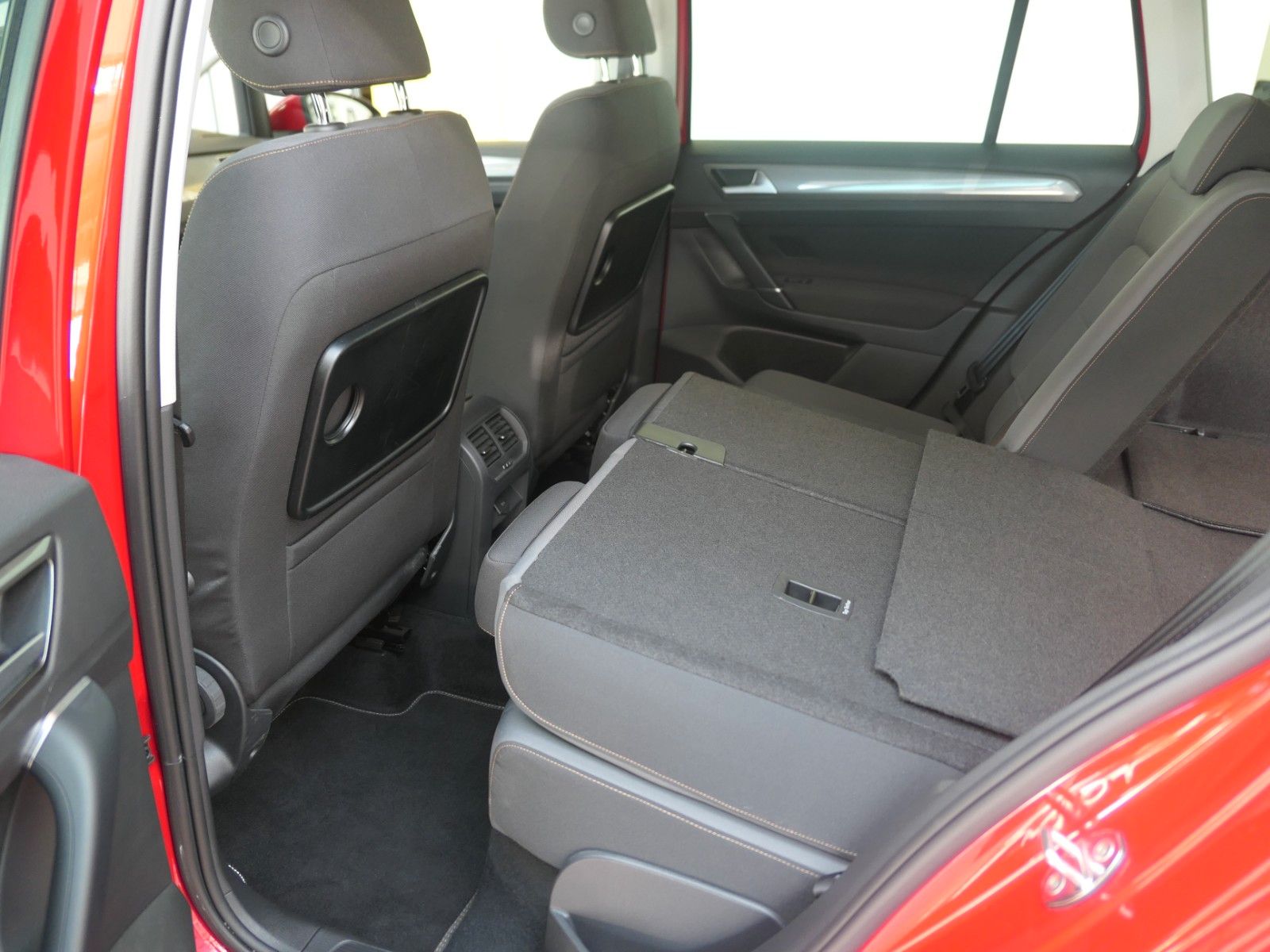 Fahrzeugabbildung Volkswagen Golf Sportsvan VII DSG SHZ LM  1.Hand TOP