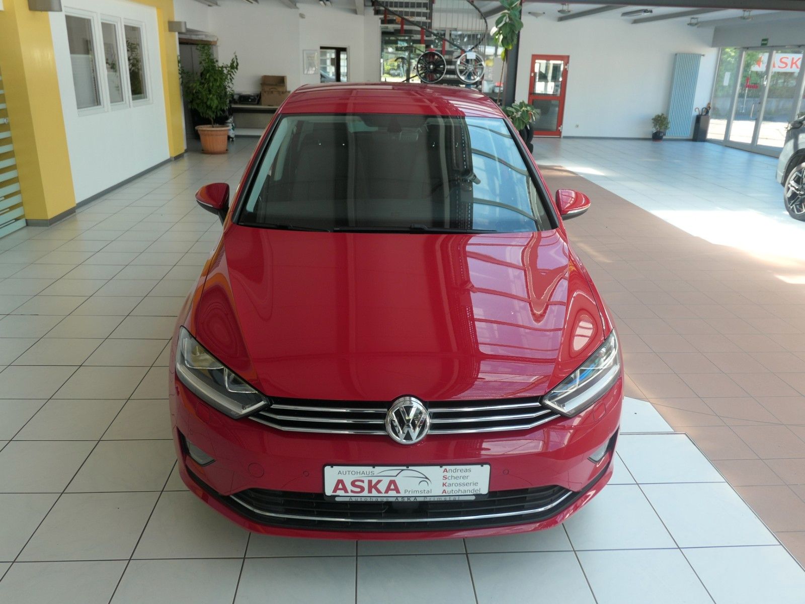 Fahrzeugabbildung Volkswagen Golf Sportsvan VII DSG SHZ LM  1.Hand TOP