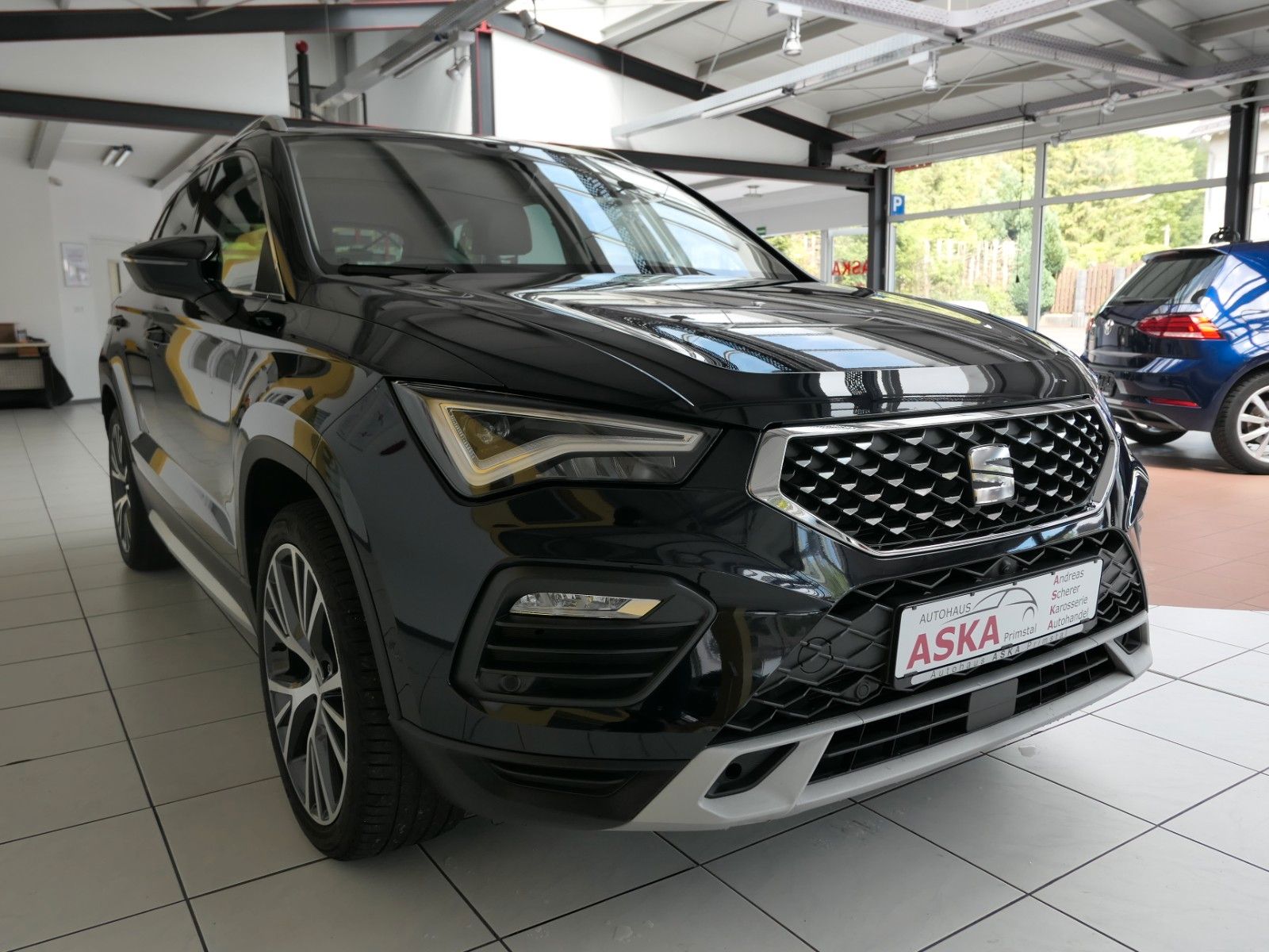 Fahrzeugabbildung SEAT Ateca 2.0 TDI Xperience 4Drive LM19" ACC DSG