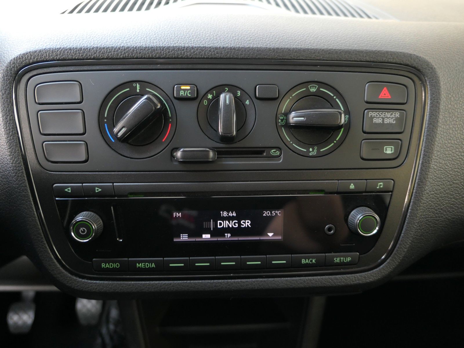 Fahrzeugabbildung SKODA Citigo Active 4 Türen*Klimaanlage*el. FH*ZV Funk