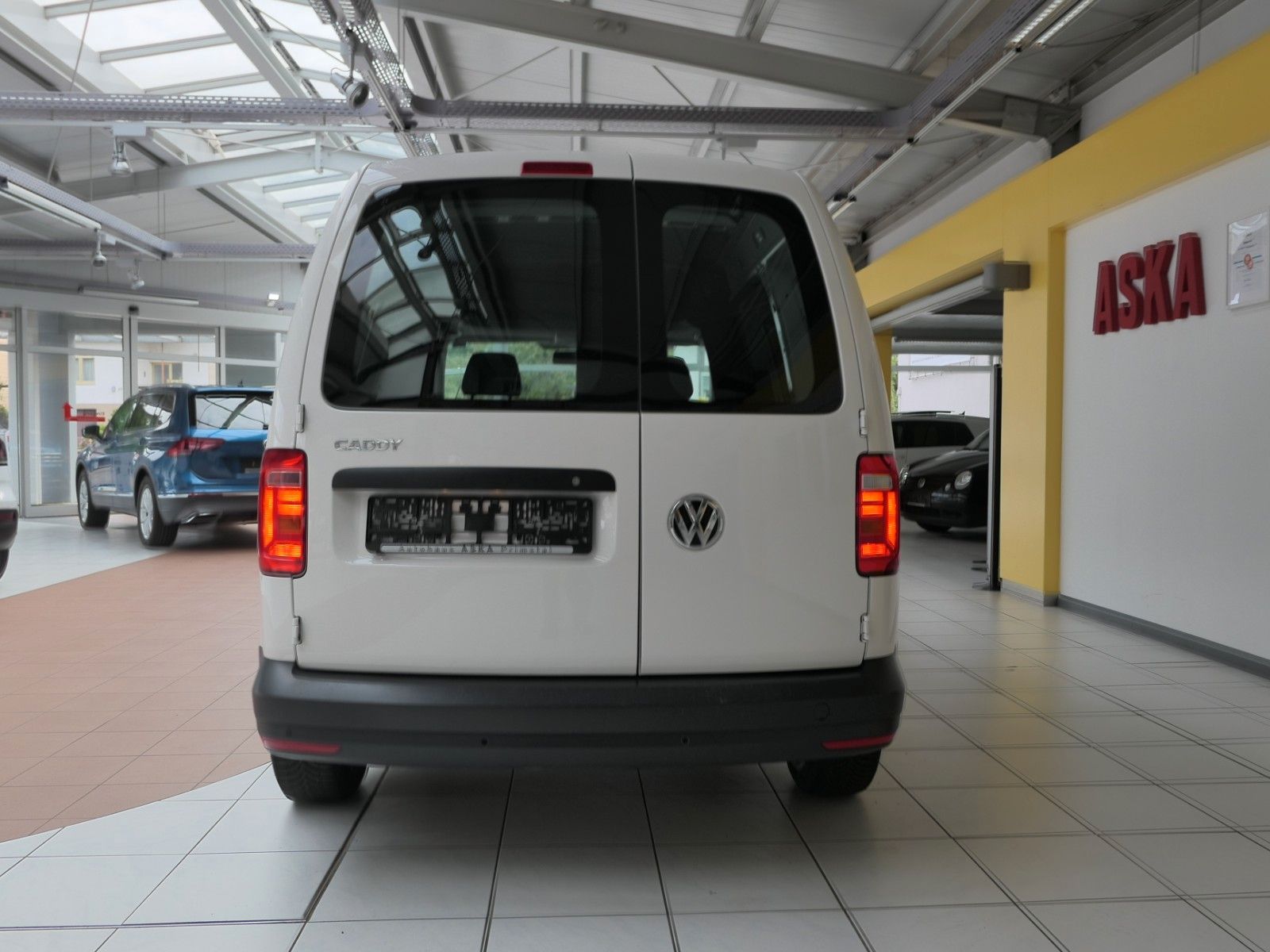 Fahrzeugabbildung Volkswagen Caddy Kasten 2.0 TDi Klima, PDC, Heckflügeltür