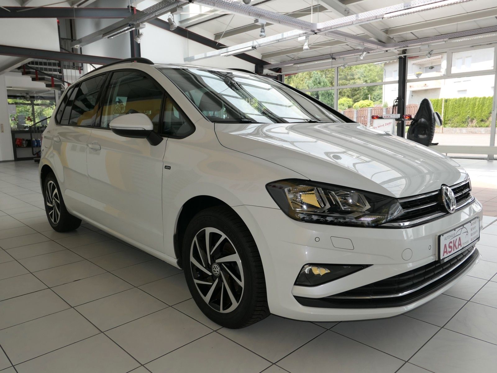 Fahrzeugabbildung Volkswagen Golf Sportsvan TSI Join*Navi+APPCon+Einparkhilfe