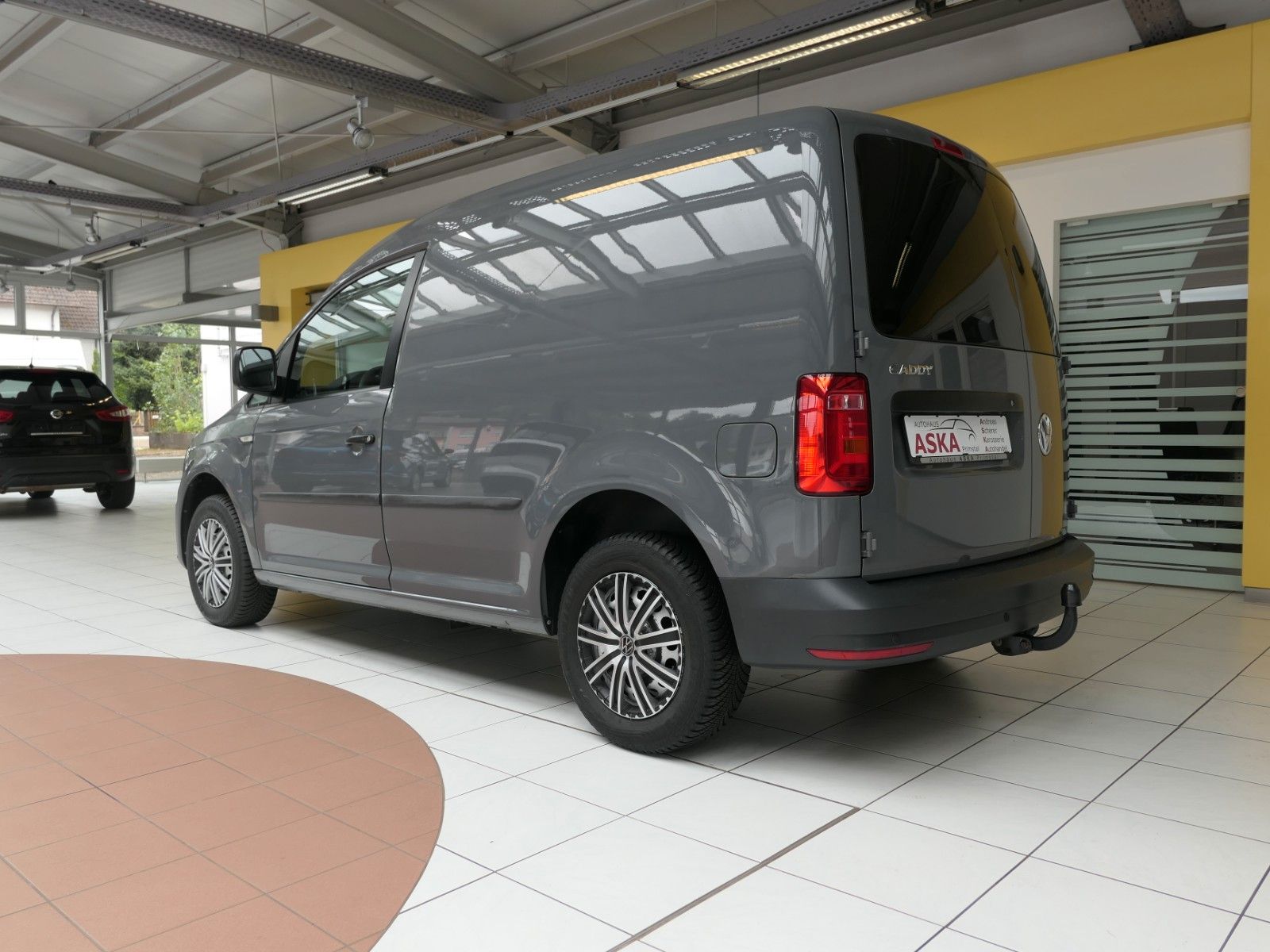 Fahrzeugabbildung Volkswagen Caddy 2.0 TDI  Kasten zul.Gesamtgewicht 3,7 t