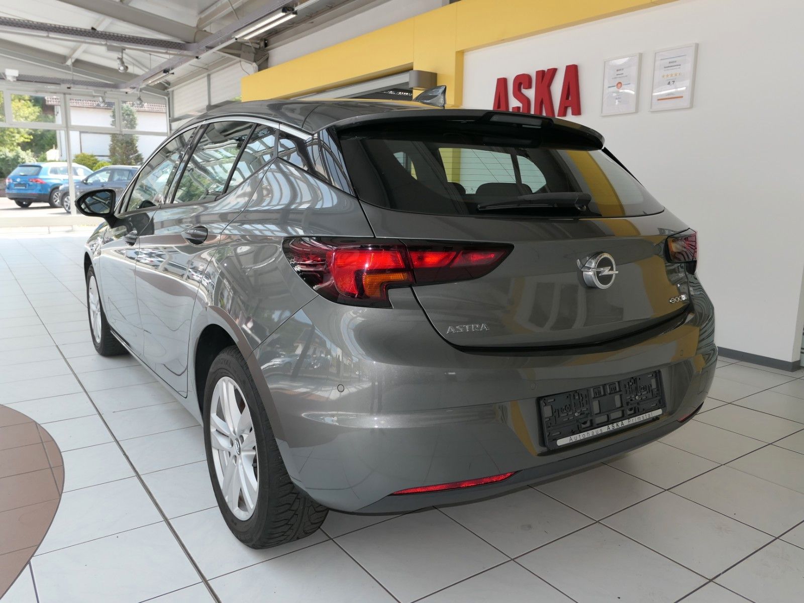 Fahrzeugabbildung Opel Astra Dynamic *LM*Ergositz*Navi*Insp.+ HU/AU neu