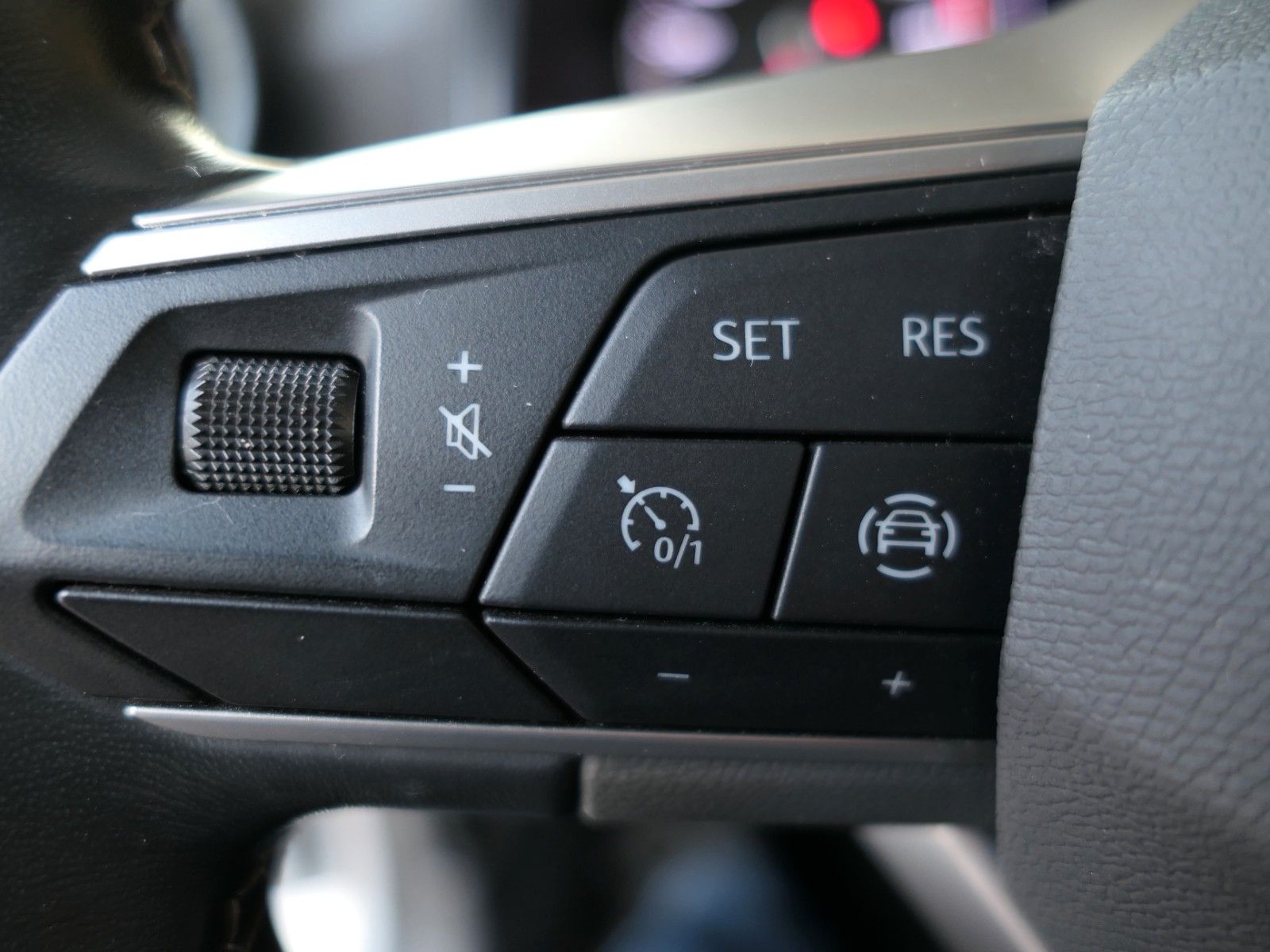 Fahrzeugabbildung SEAT Arona Xperience Navi*SeatConnect*FullLED*LM*TOP