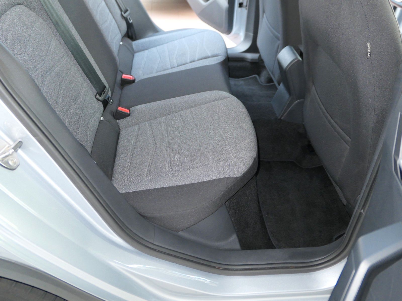 Fahrzeugabbildung SEAT Arona Xperience Navi*SeatConnect*FullLED*LM*TOP