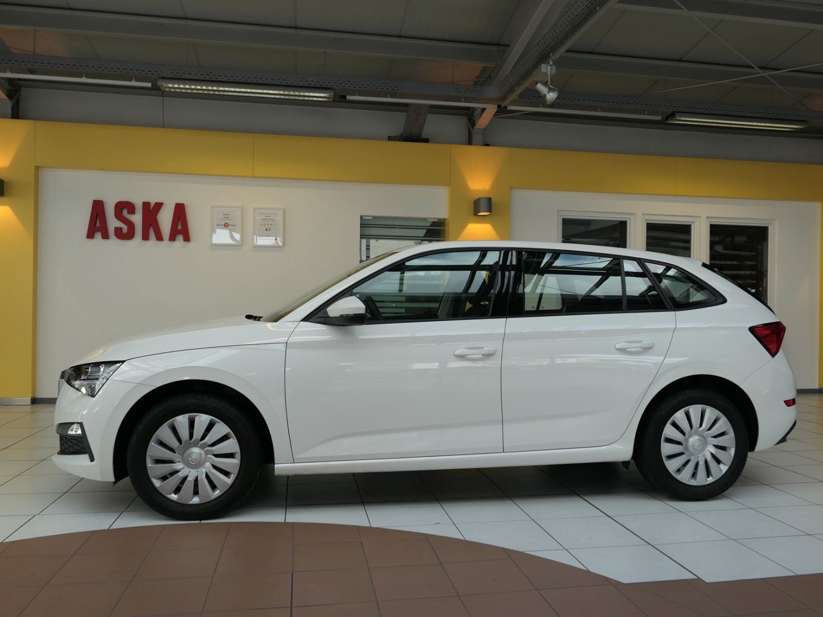 Fahrzeugabbildung SKODA Scala "Cool Plus" 1.0 TSI Smartlink PDC Sitzheiz