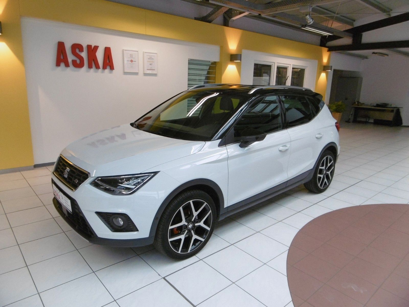 SEAT Arona TSI FR Sportline BeatsAudio LM Navigation