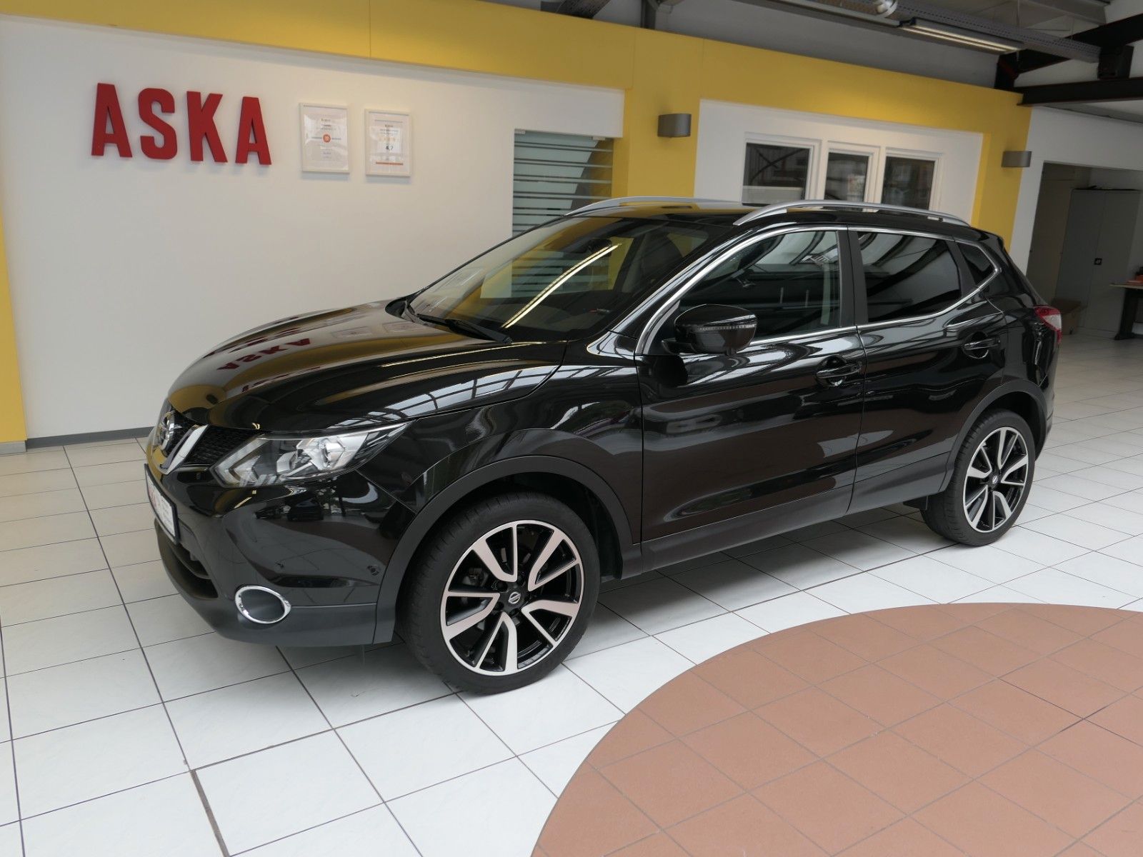 Nissan Qashqai Tekna 1.2 DIG-T Navi*Kamera*8-fach*Pano