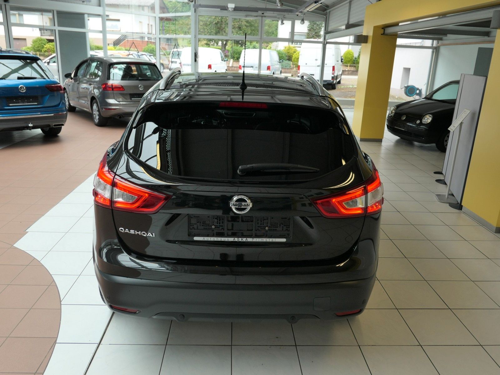 Fahrzeugabbildung Nissan Qashqai Tekna 1.2 DIG-T Navi*Kamera*8-fach*Pano