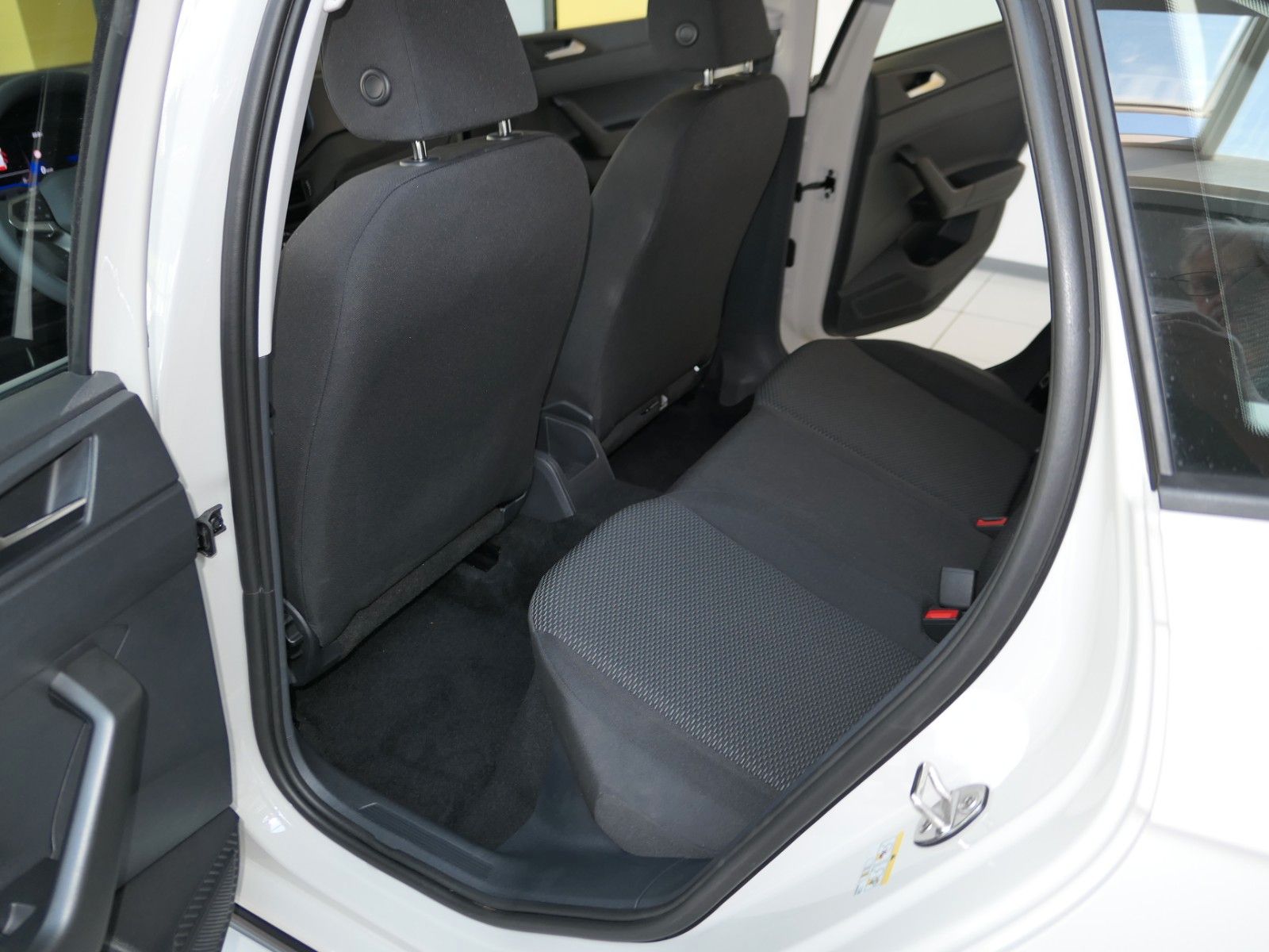 Fahrzeugabbildung Volkswagen Taigo TSI,PDC v+h*Klima*LED Scheinwerfer*wie neu
