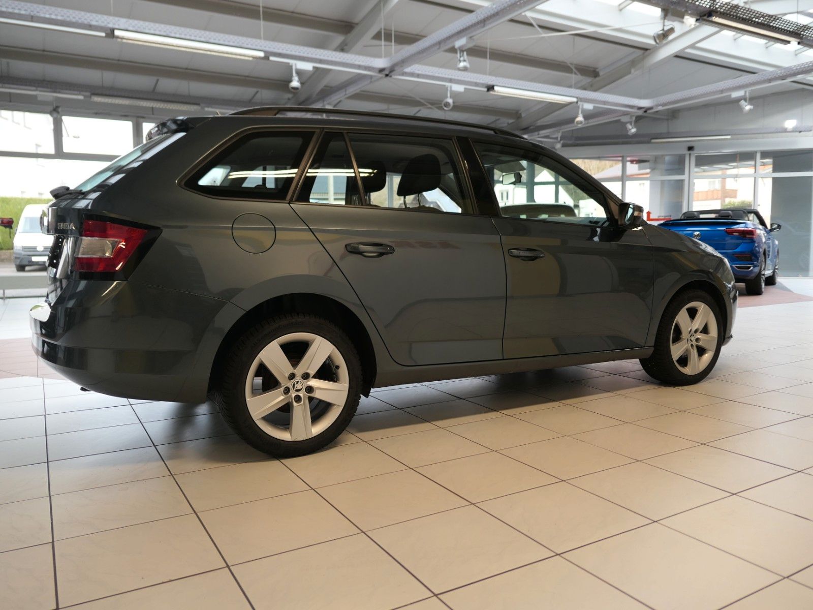 Fahrzeugabbildung SKODA Fabia Combi Active