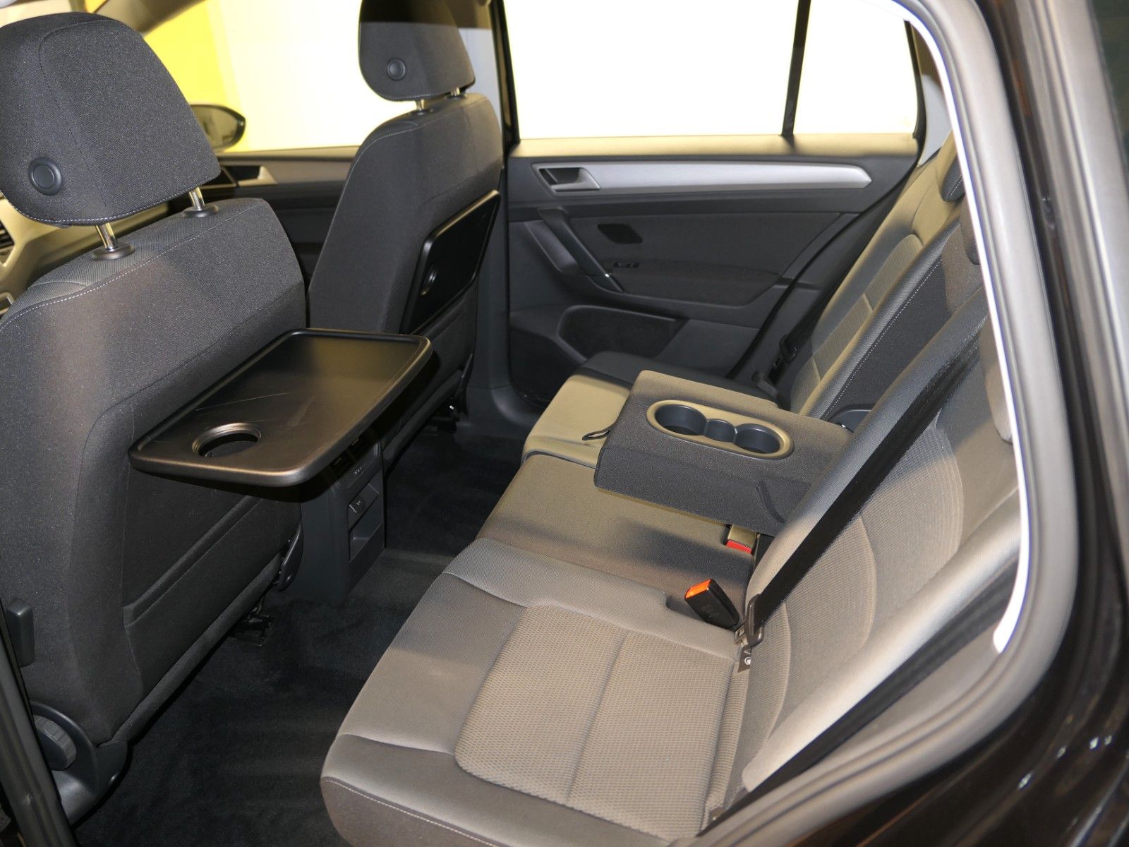 Fahrzeugabbildung Volkswagen Golf VII Sportsvan TSI BMT Comfortline