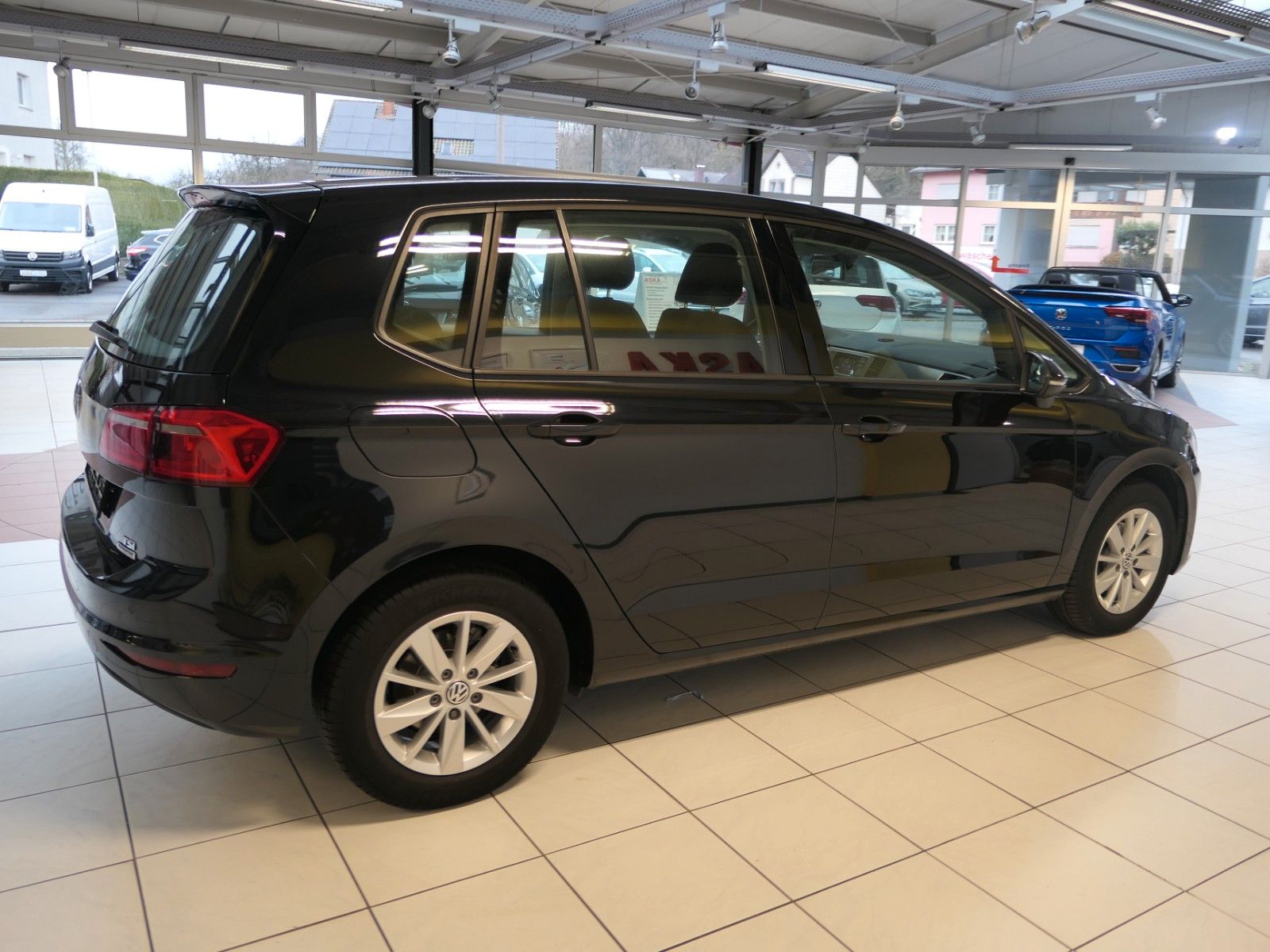 Fahrzeugabbildung Volkswagen Golf VII Sportsvan TSI BMT Comfortline