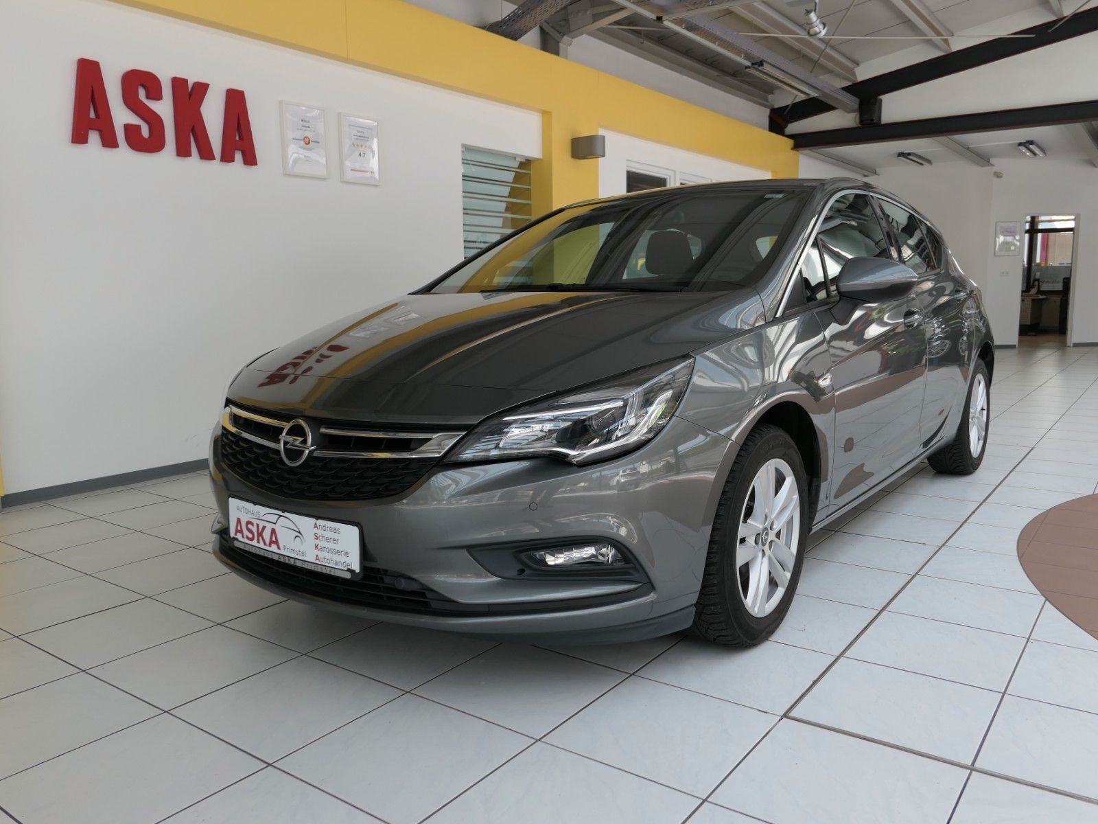 Opel Astra Dynamic *LM*Ergositz*Navi*Insp.+ HU/AU neu