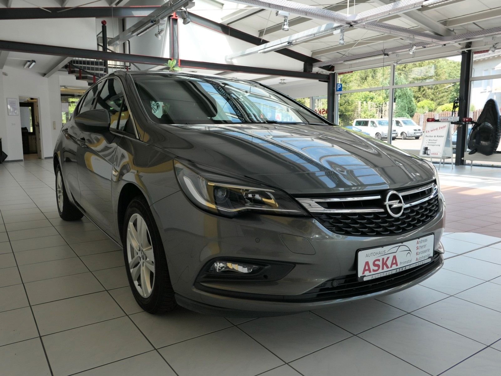 Fahrzeugabbildung Opel Astra Dynamic *LM*Ergositz*Navi*Insp.+ HU/AU neu