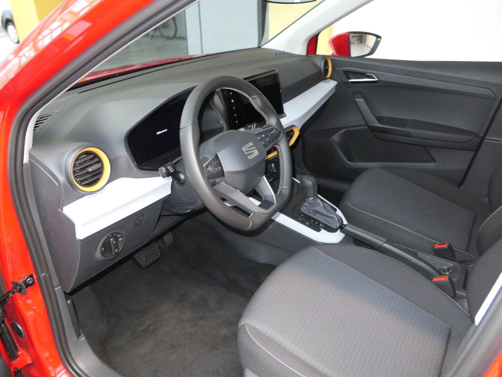 Fahrzeugabbildung SEAT Arona Style*Navi+AppConnect*LM*Automatik