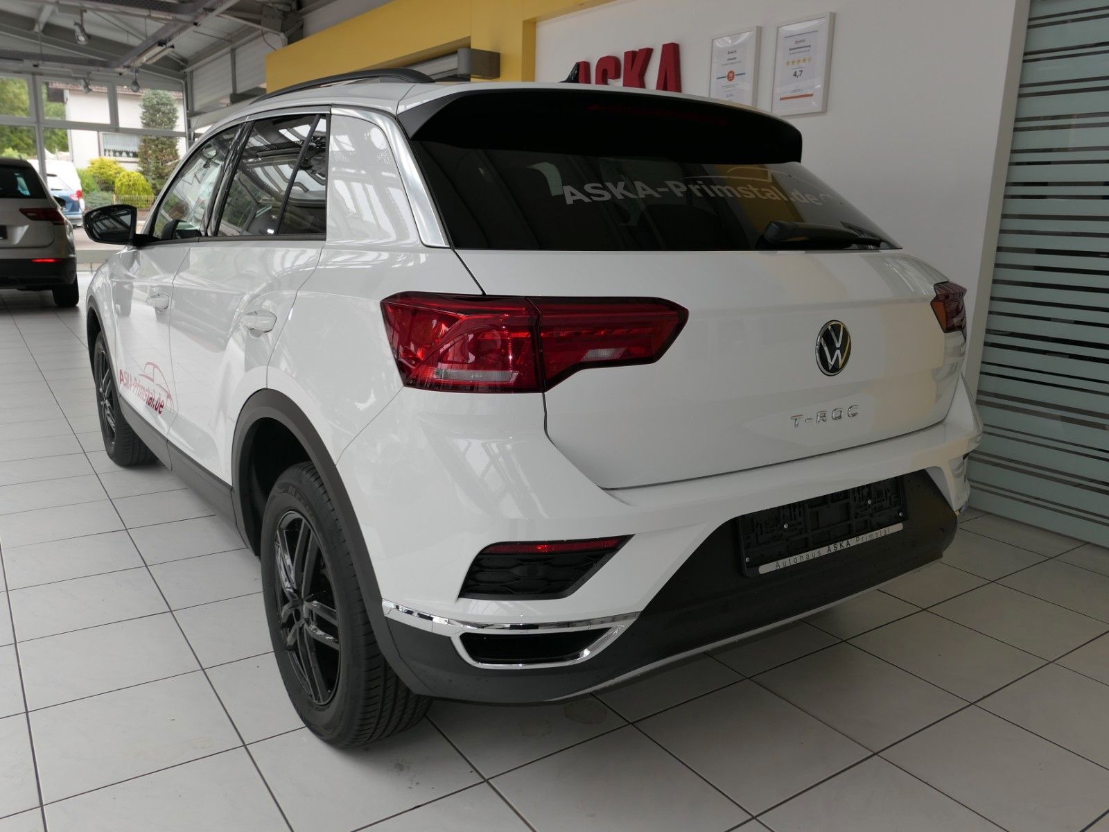 Fahrzeugabbildung Volkswagen T-Roc Style 1.5 TSI *LM*NAVI vorbr.*AppConnect*