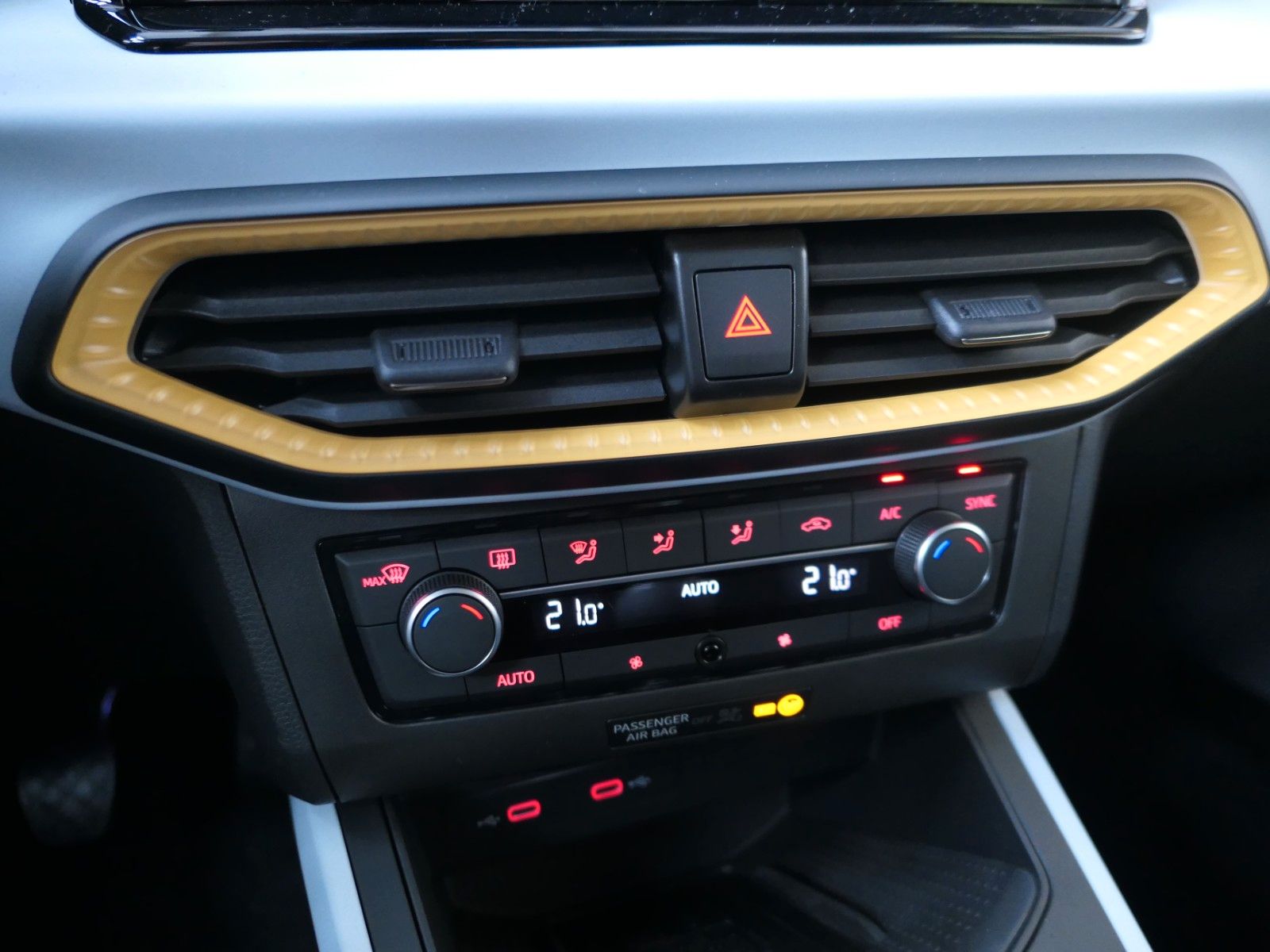 Fahrzeugabbildung SEAT Arona TSI Style Edition*ACC*AppConnect*LM