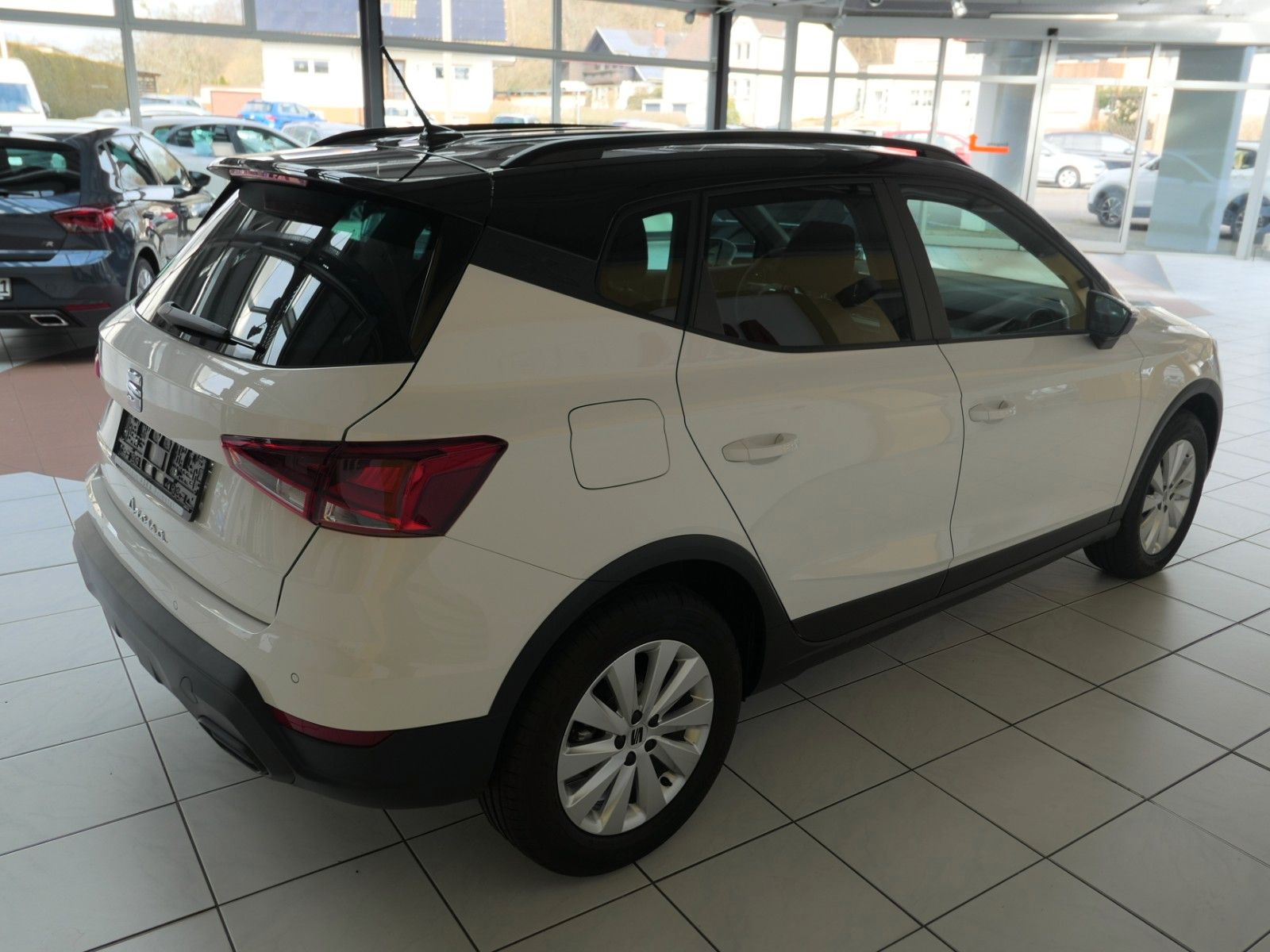 Fahrzeugabbildung SEAT Arona TSI Style Edition*ACC*AppConnect*LM