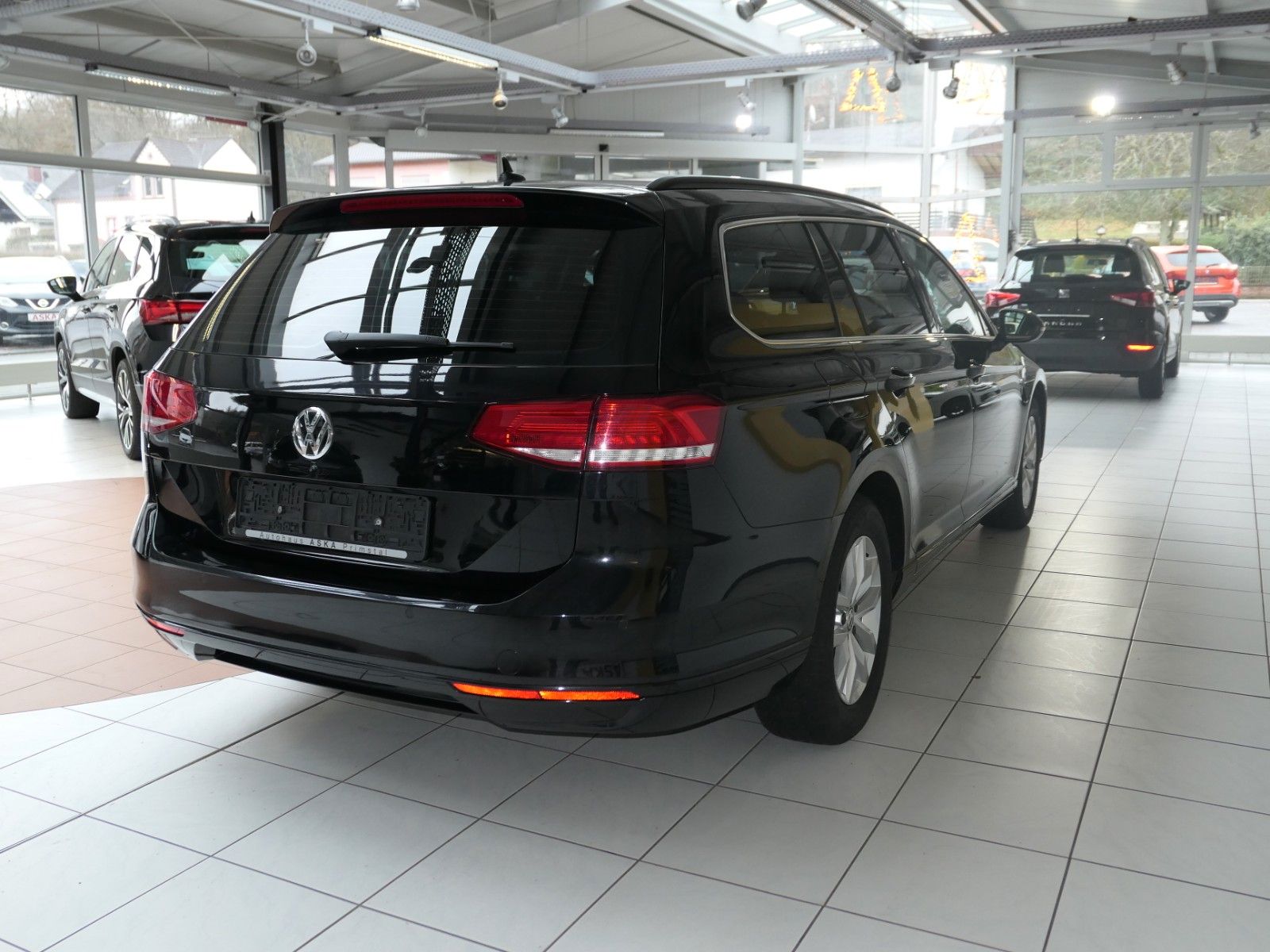 Fahrzeugabbildung Volkswagen Passat Variant TSI Comfortline DSG Automtik NAVI