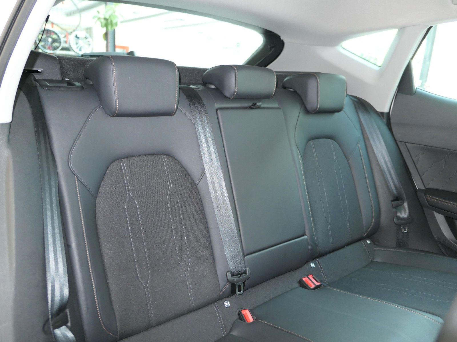 Fahrzeugabbildung CUPRA Formentor 2.0 4Drive Allrad*LM 18" Teilleder*DSG