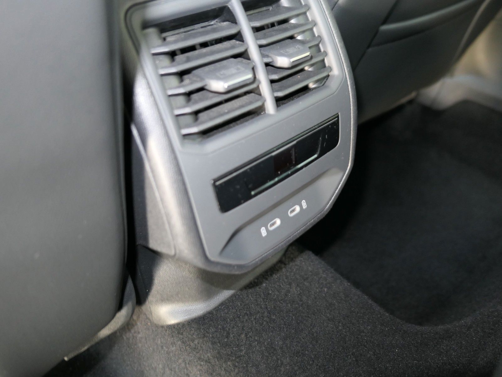 Fahrzeugabbildung CUPRA Formentor 2.0 4Drive Allrad*LM 18" Teilleder*DSG