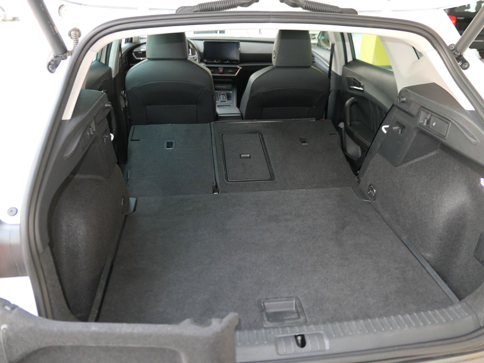 Fahrzeugabbildung CUPRA Formentor 2.0 4Drive Allrad*LM 18" Teilleder*DSG