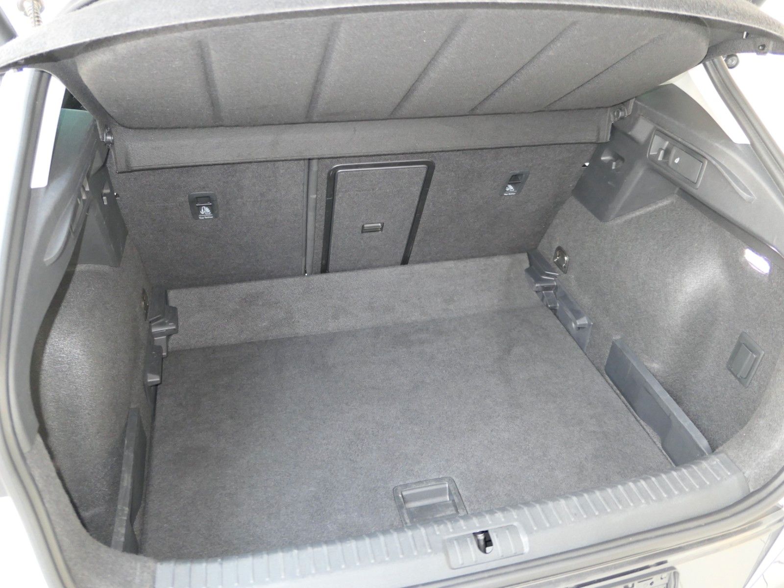 Fahrzeugabbildung CUPRA Formentor 2.0 4Drive Allrad*LM 18" Teilleder*DSG