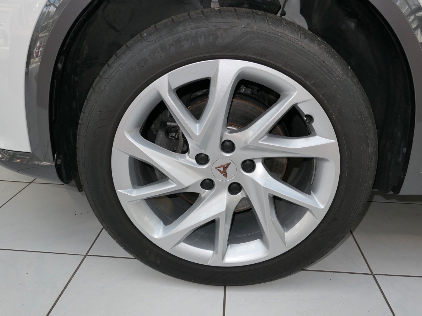 Fahrzeugabbildung CUPRA Formentor 2.0 4Drive Allrad*LM 18" Teilleder*DSG