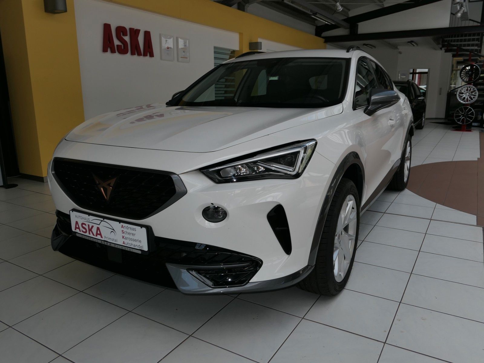 Fahrzeugabbildung CUPRA Formentor 2.0 4Drive Allrad*LM 18" Teilleder*DSG
