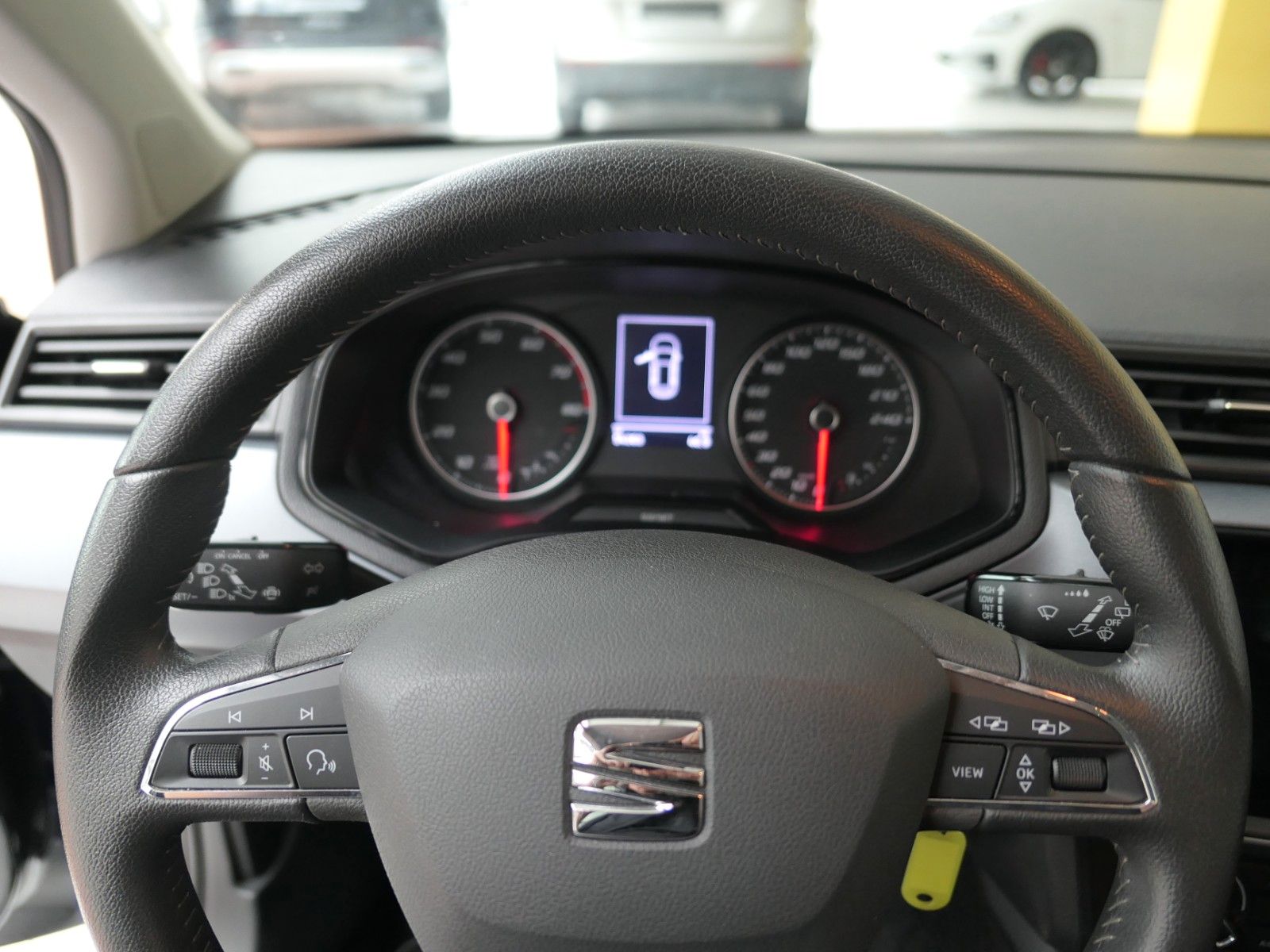 Fahrzeugabbildung SEAT Arona Style Navigation+Full Link*LM* HU/AU neu