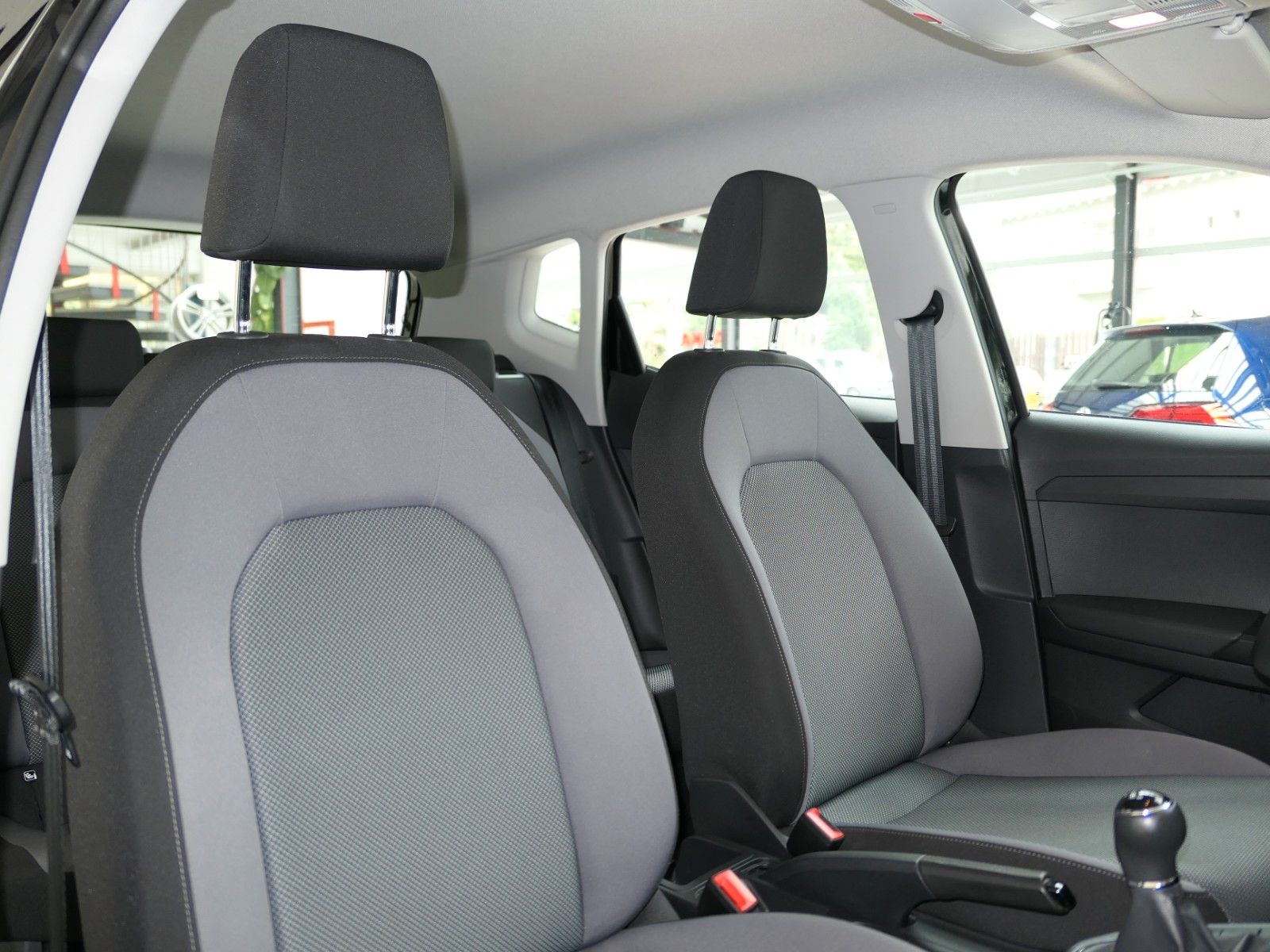 Fahrzeugabbildung SEAT Arona Style Navigation+Full Link*LM* HU/AU neu