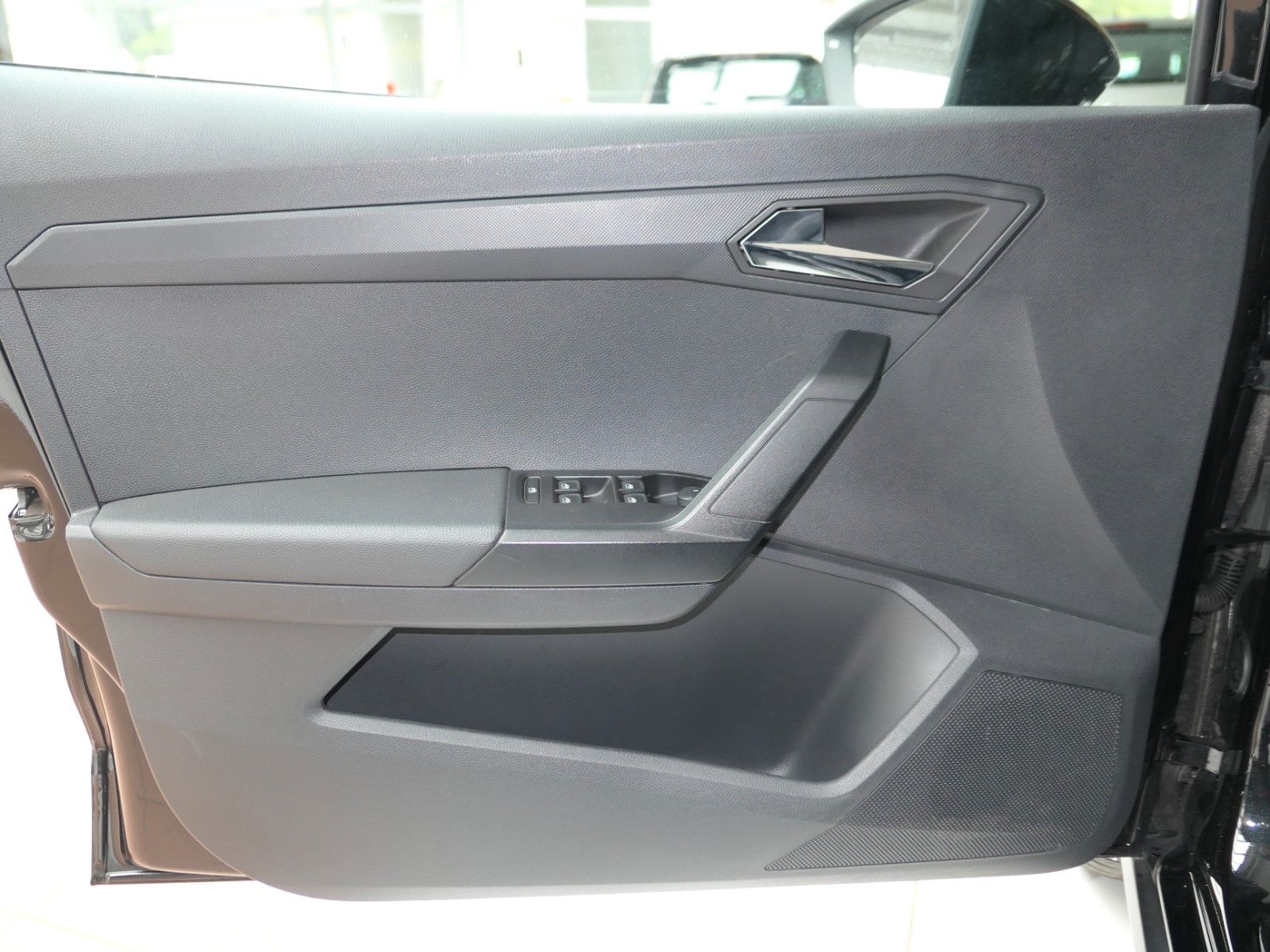 Fahrzeugabbildung SEAT Arona Style Navigation+Full Link*LM* HU/AU neu
