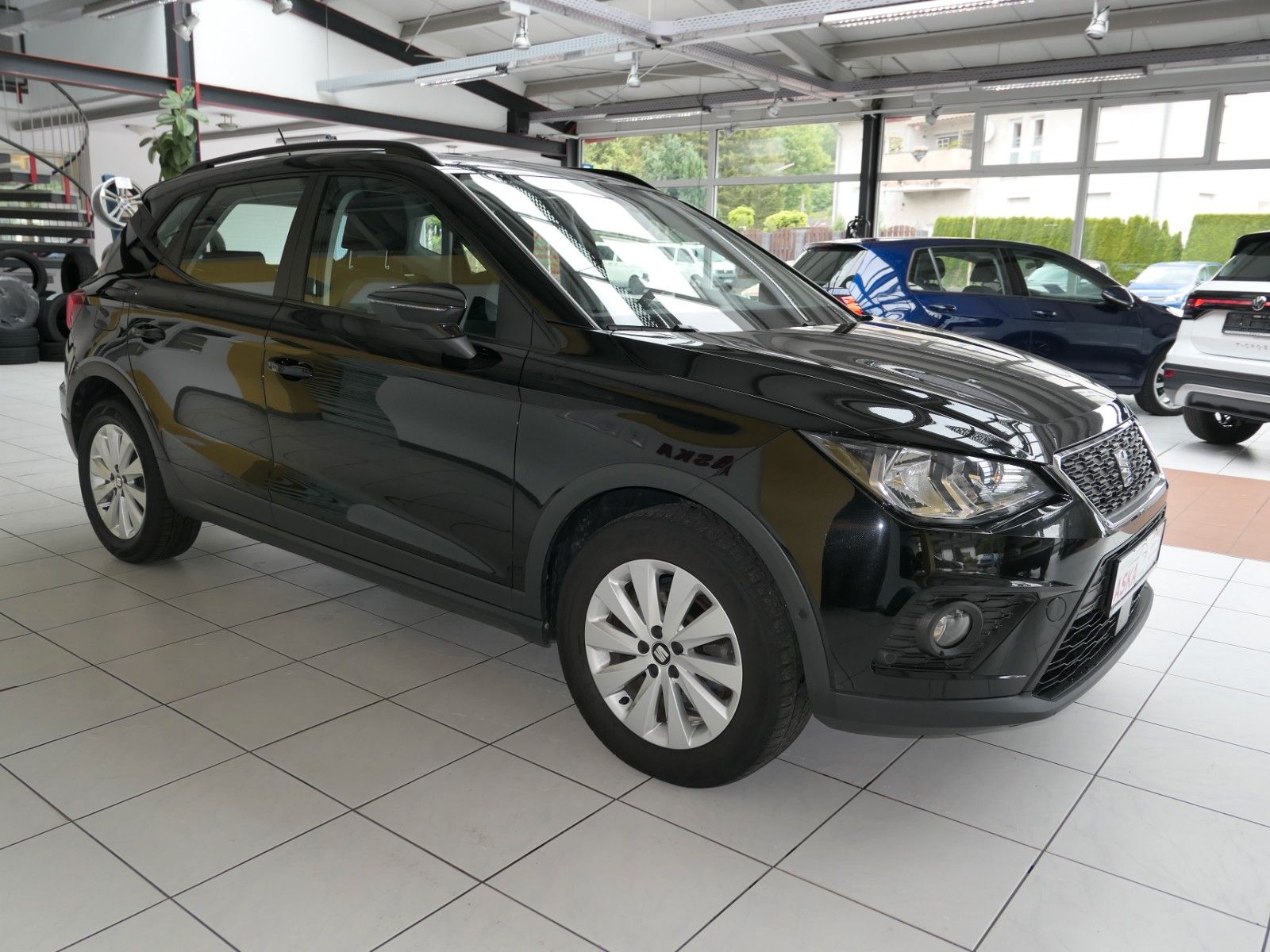 Fahrzeugabbildung SEAT Arona Style Navigation+Full Link*LM* HU/AU neu