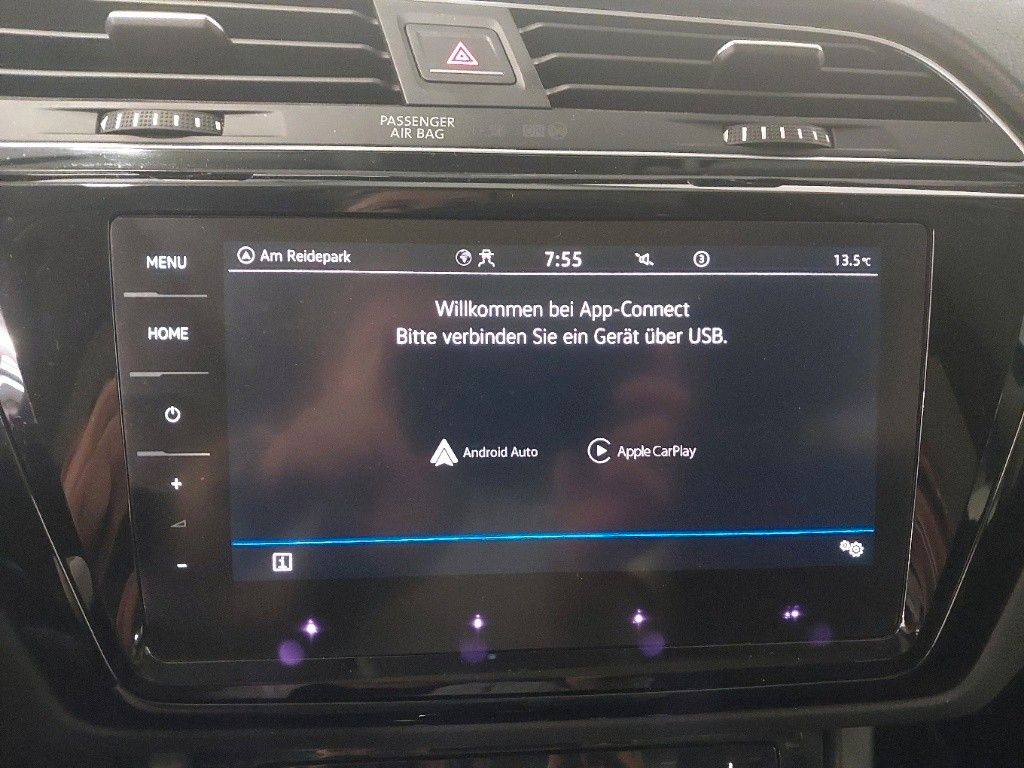 Fahrzeugabbildung Volkswagen Touran 2.0 TDI*ACC*Standheiz.*AHK*Panoramadach