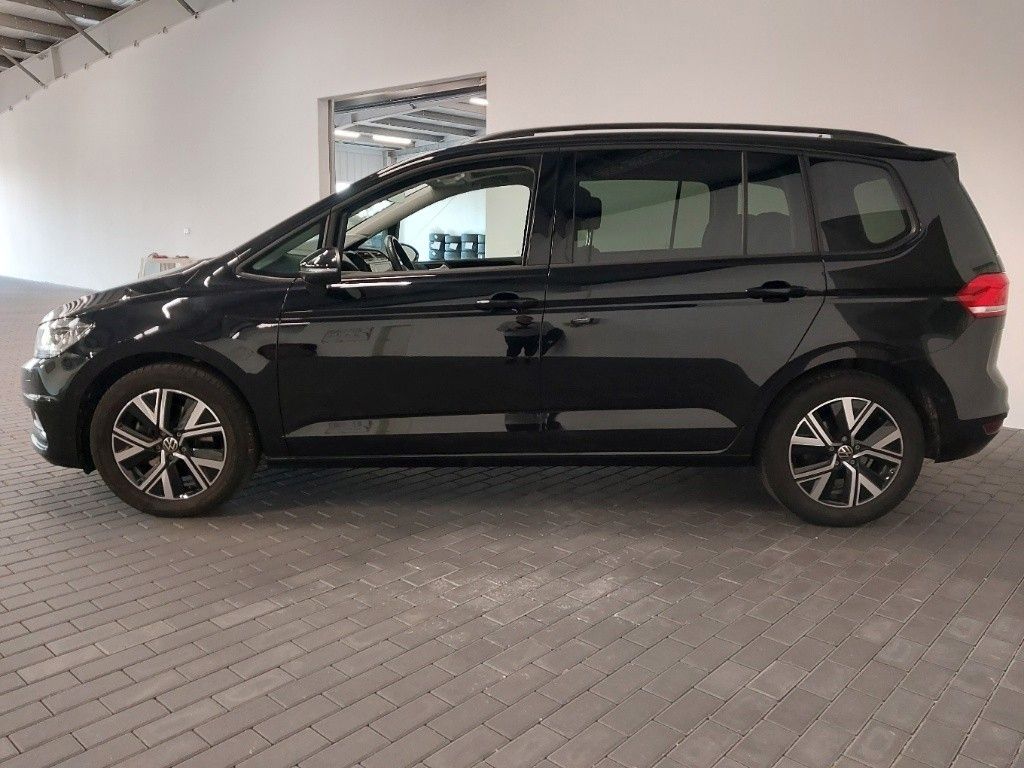 Fahrzeugabbildung Volkswagen Touran 2.0 TDI*ACC*Standheiz.*AHK*Panoramadach