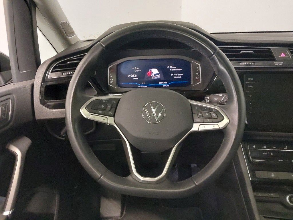 Fahrzeugabbildung Volkswagen Touran 2.0 TDI*ACC*Standheiz.*AHK*Panoramadach