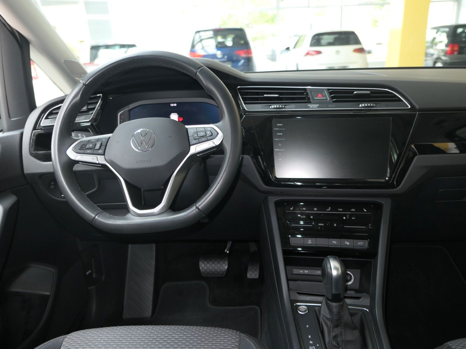 Fahrzeugabbildung Volkswagen Touran TDI*DSG*ACC*Standheiz.*AHK*DYNAUDIO*Panor