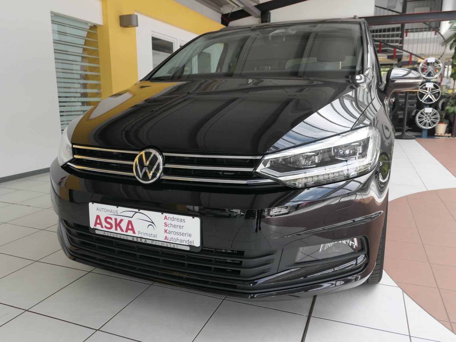 Fahrzeugabbildung Volkswagen Touran TDI*DSG*ACC*Standheiz.*AHK*DYNAUDIO*Panor