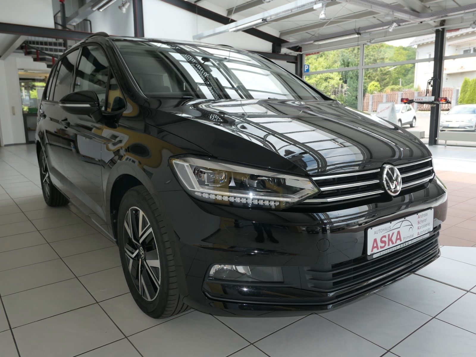Fahrzeugabbildung Volkswagen Touran TDI*DSG*ACC*Standheiz.*AHK*DYNAUDIO*Panor