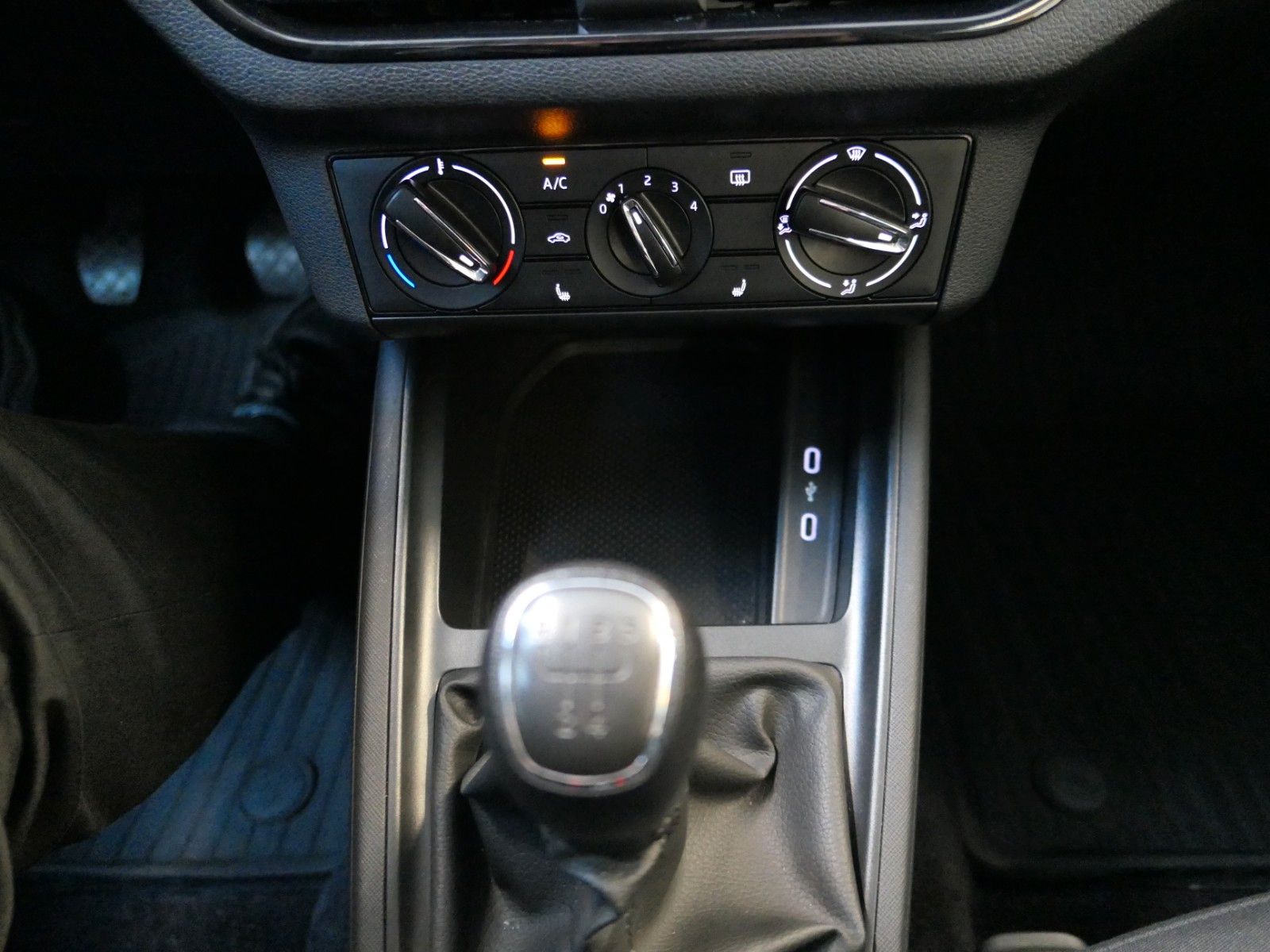Fahrzeugabbildung SKODA Scala Kombi "Cool Plus" TSI*Smartlink*PDC*HU neu